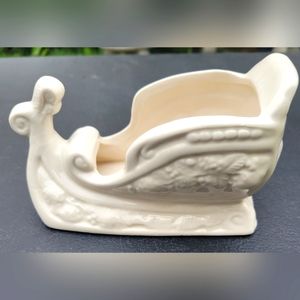 Ceramic sleigh candle holder